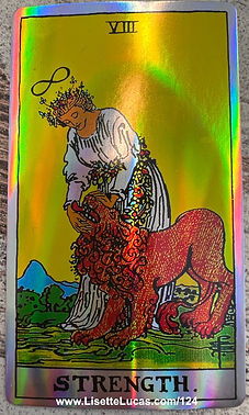 Podcast 124 Kaart 1 Strength Tarot EnergyJoy_edited_edited.jpg