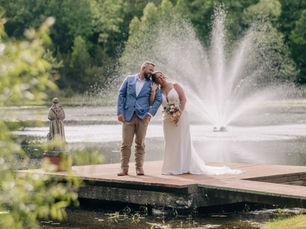 WHY MORE COUPLES ARE CHOOSING ELOPEMENTS AND MICRO WEDDINGS