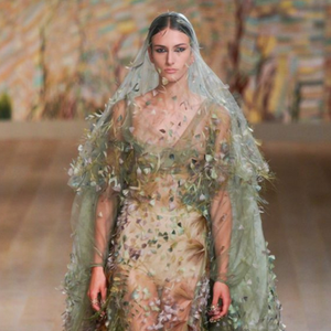 Desfile da DIOR na Semana de Alta Costura em Paris