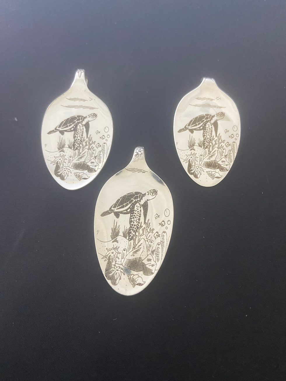 Thumbnail: Sea Turtle Necklace