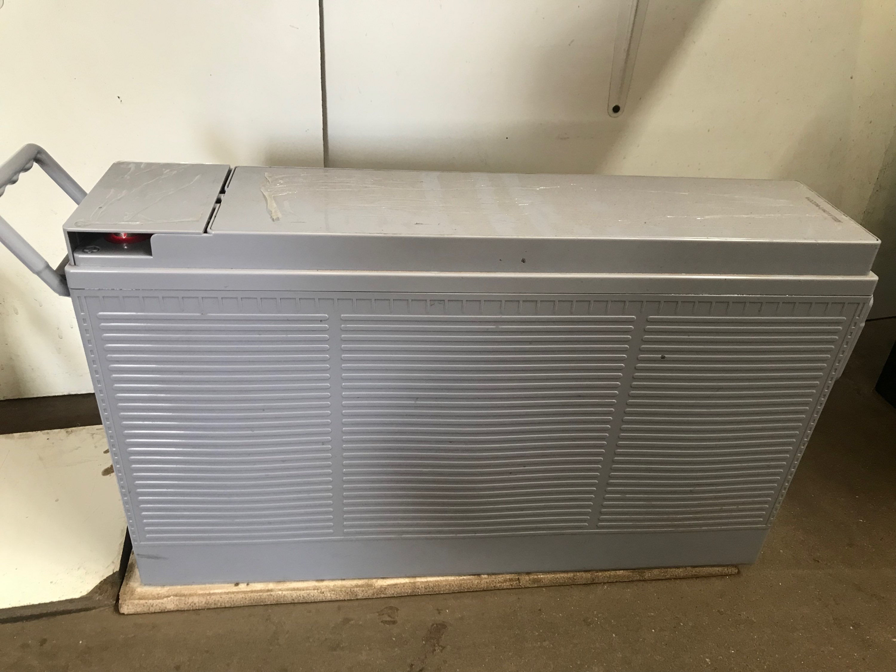 12v—200ah Gel Battery
