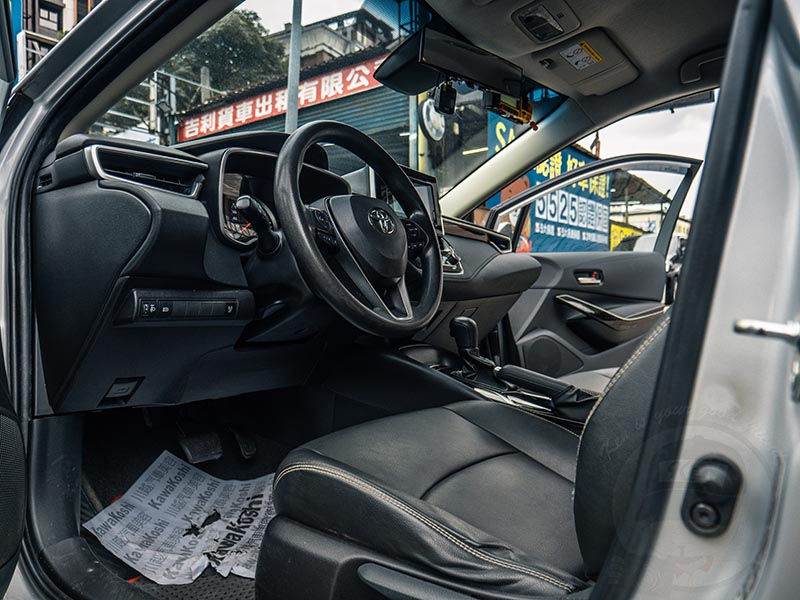 縮圖：2019年 ALTIS 1.8L 豪華版 銀