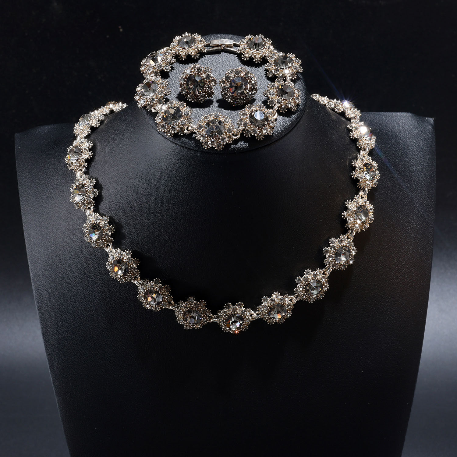 Shiny Fine Black Jewelry Necklace Earrings Bracelet Women's Costume Decoration S