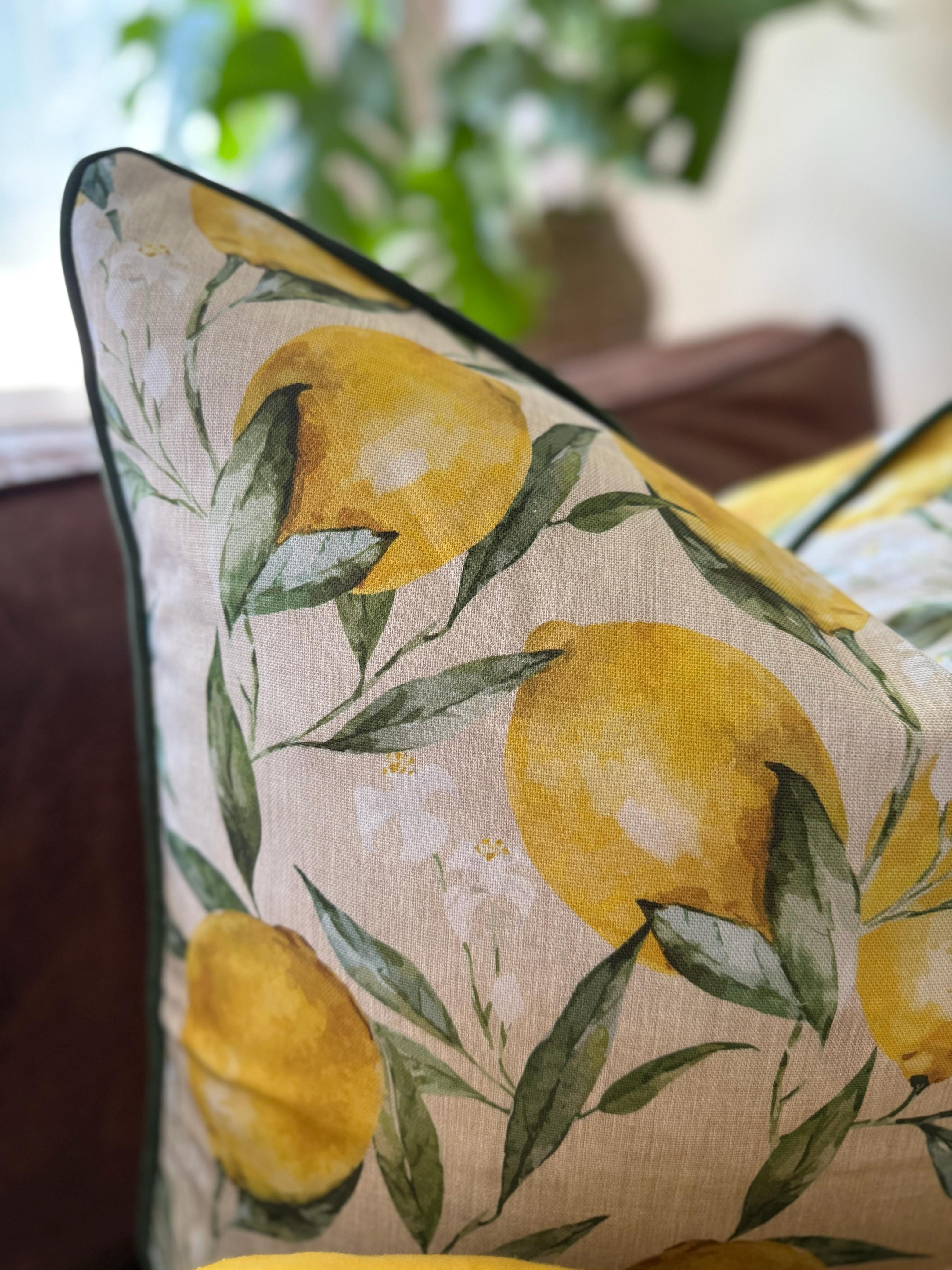 Lemon Scatter Cushion Cover