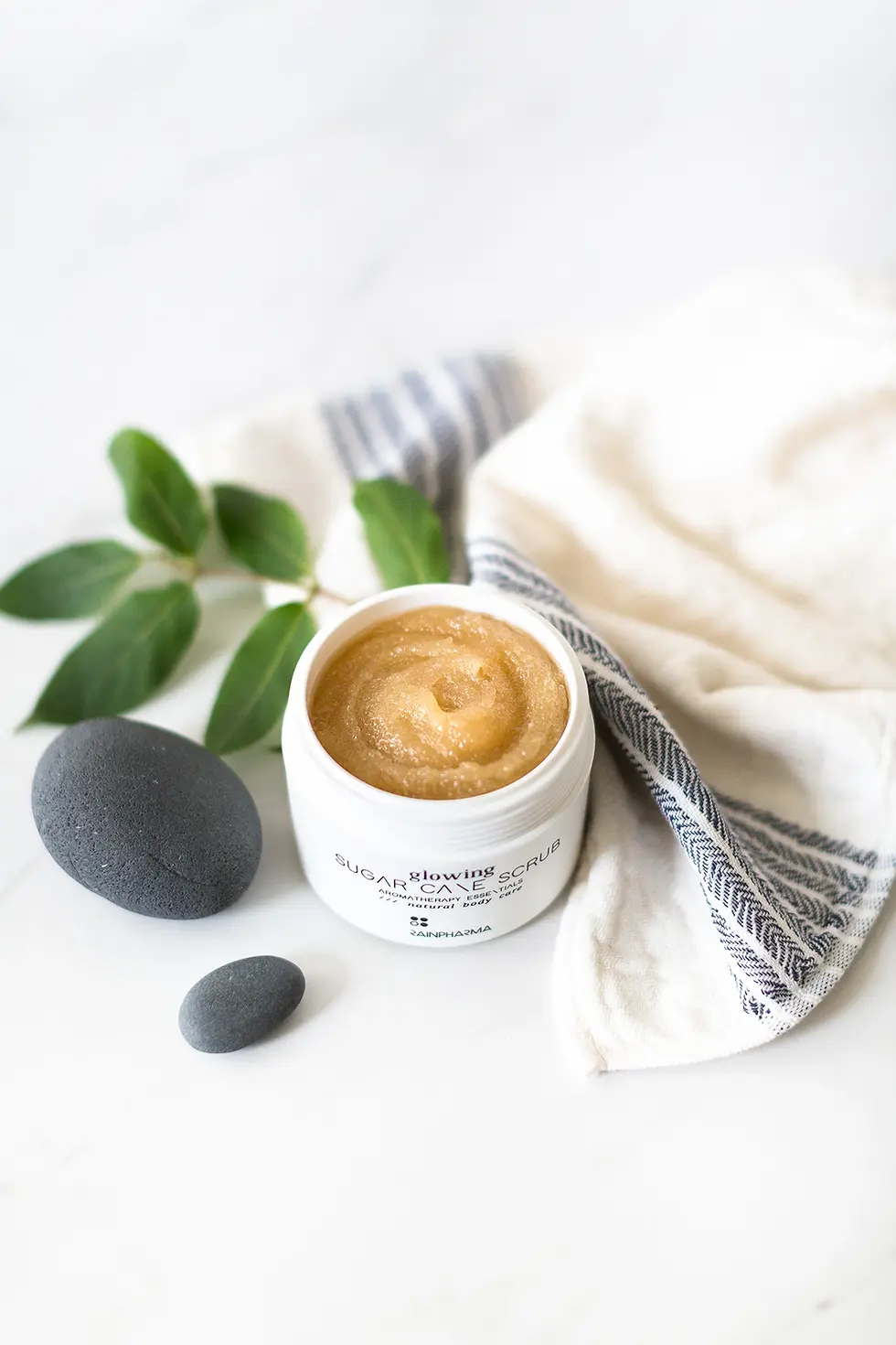 Thumbnail: Glowing Sugar Cane Scrub