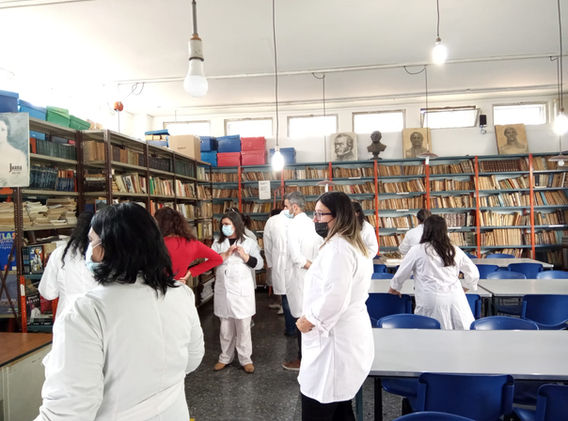 biblioteca e.jpeg