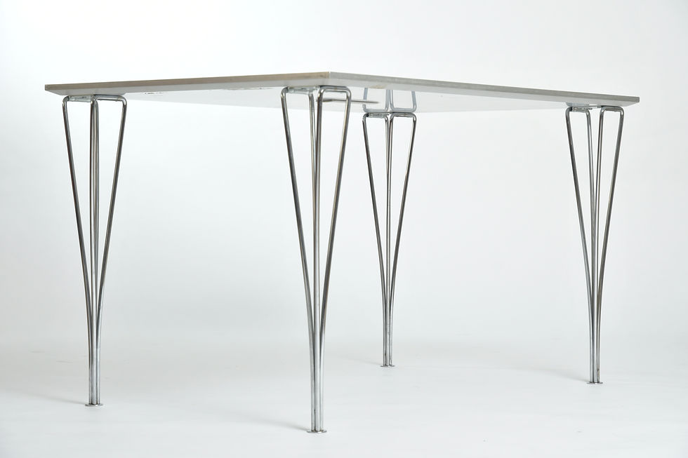 Miniaturbild: Fritz Hansen Tisch mit Spannbeinen