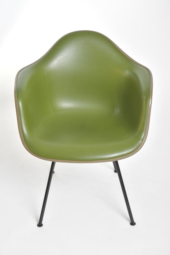 Miniaturbild: Charles & Ray Eames Armchair