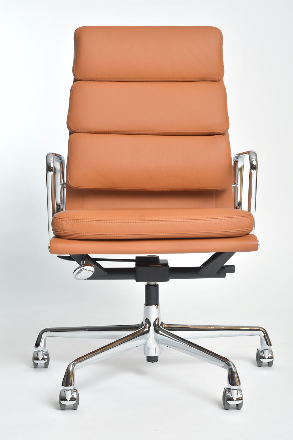 Miniaturbild: Charles & Ray Eames Office Chair EA219