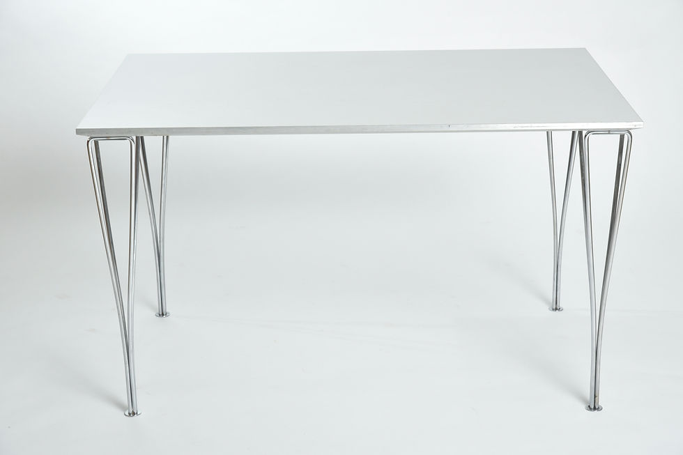 Miniaturbild: Fritz Hansen Tisch mit Spannbeinen