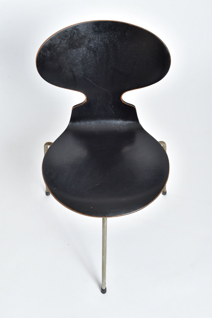 Miniaturbild: Arne Jacobsen Ant Chair