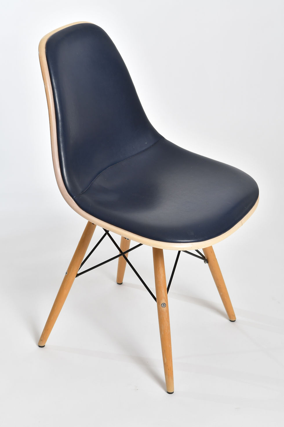 Miniaturbild: Charles & Ray Eames Sidechair