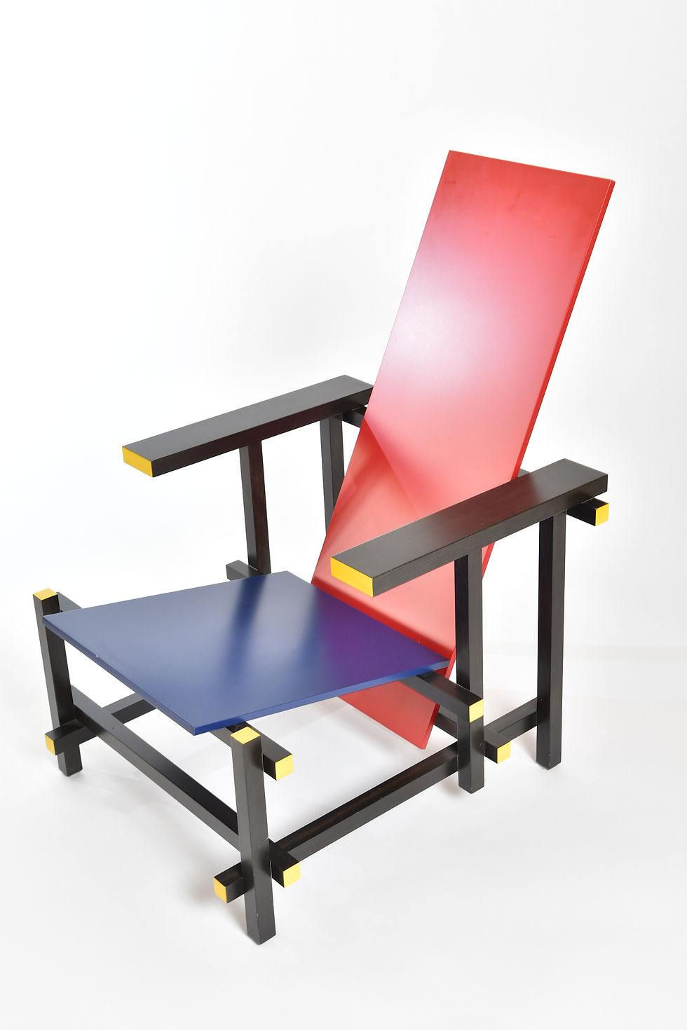 Miniaturbild: Gerrit T. Rietveld Red and Blue Chair
