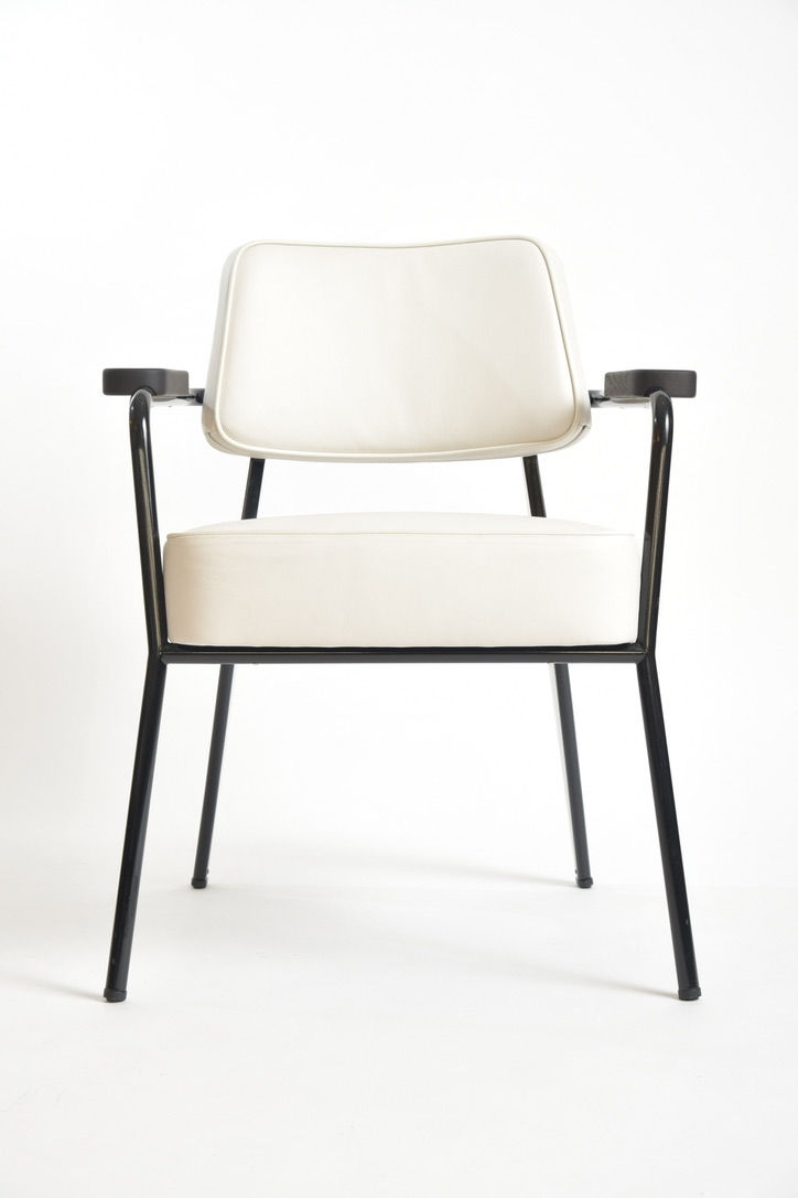 Miniaturbild: Jean Prouvé Fauteuil de Direction Set