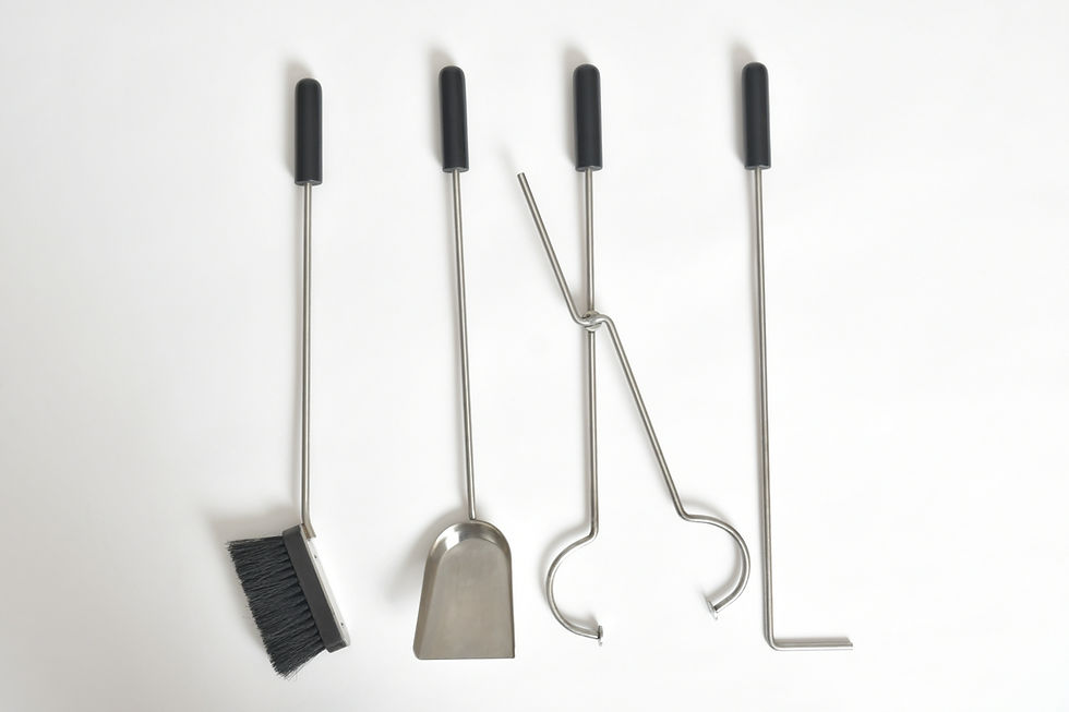 Miniaturbild: Kamingarnitur aus Chromstahl