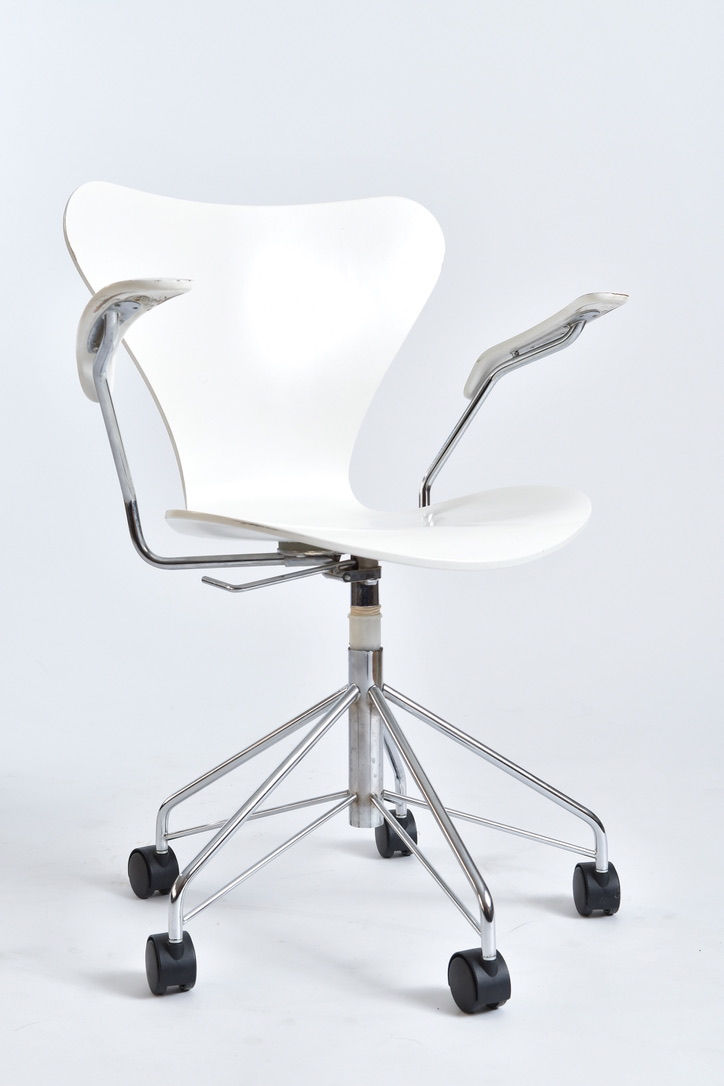 Miniaturbild: Arne Jacobsen Office Chair