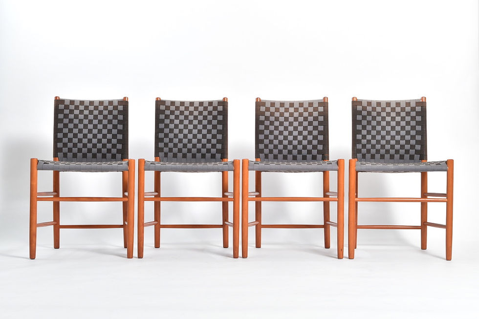 Miniaturbild: Vico Magistretti Stuhlset