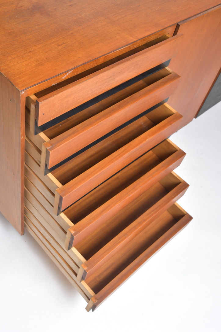 Miniaturbild: Midcentury Sideboard in Teak