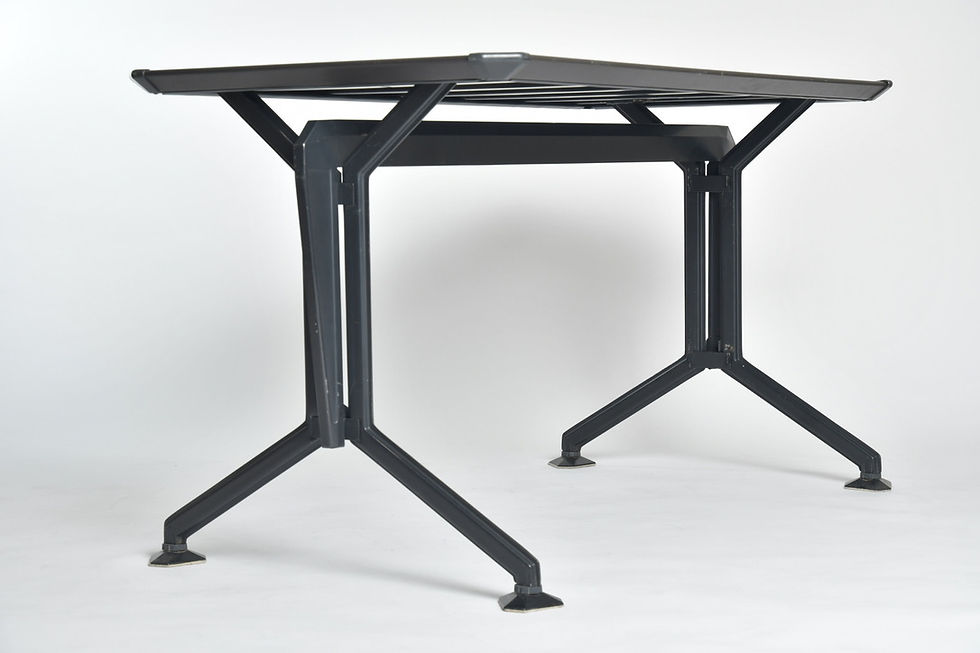 Miniaturbild: Olivetti Tisch "Arco"