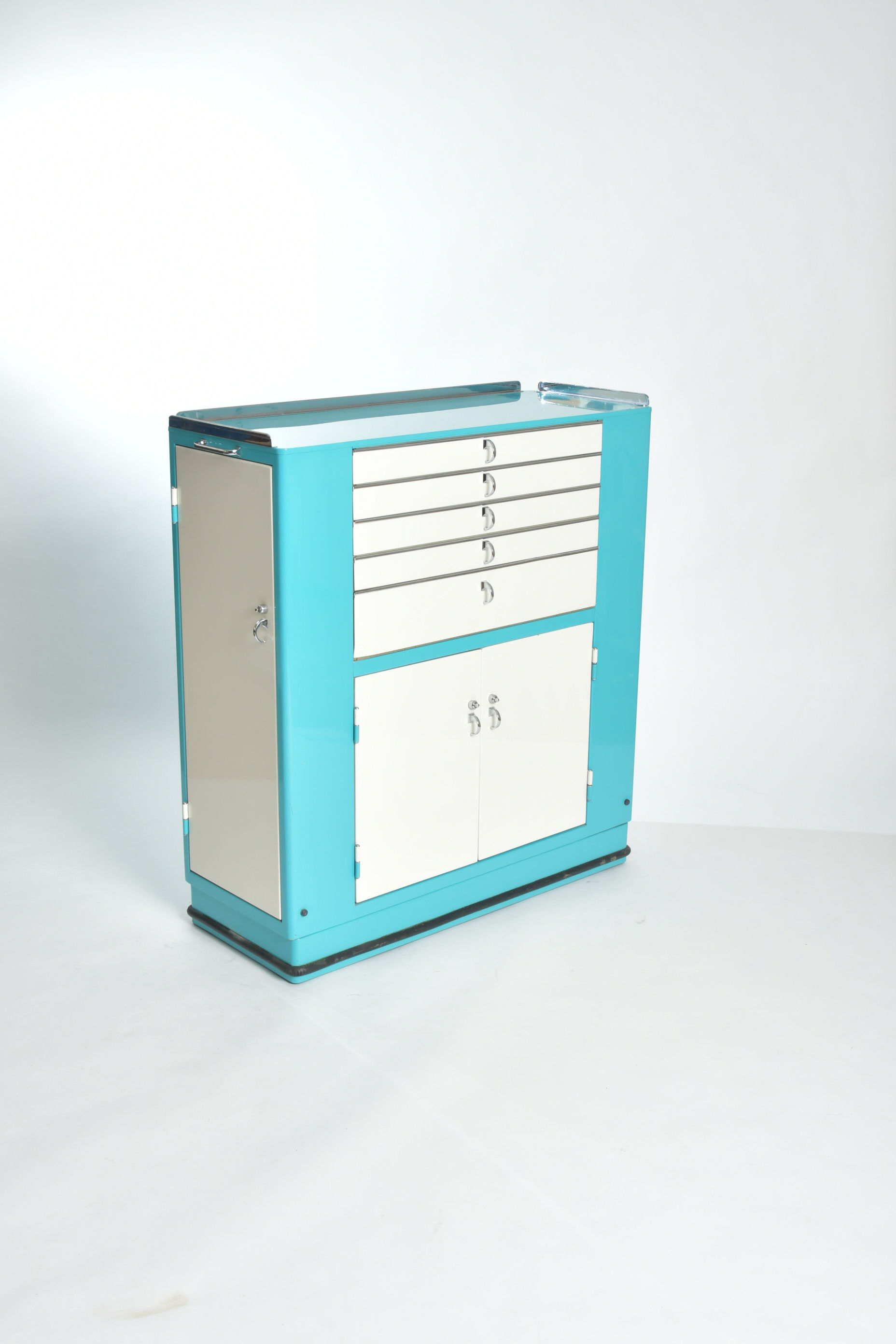 Baisch Industrieschrank auf Rollen