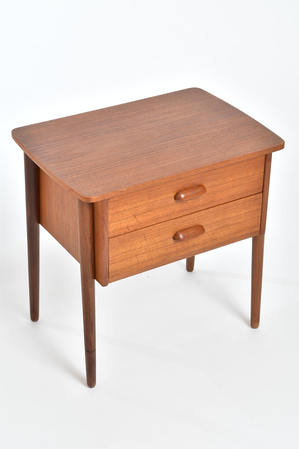 Miniaturbild: Skandinavischer Nachttisch in Teak