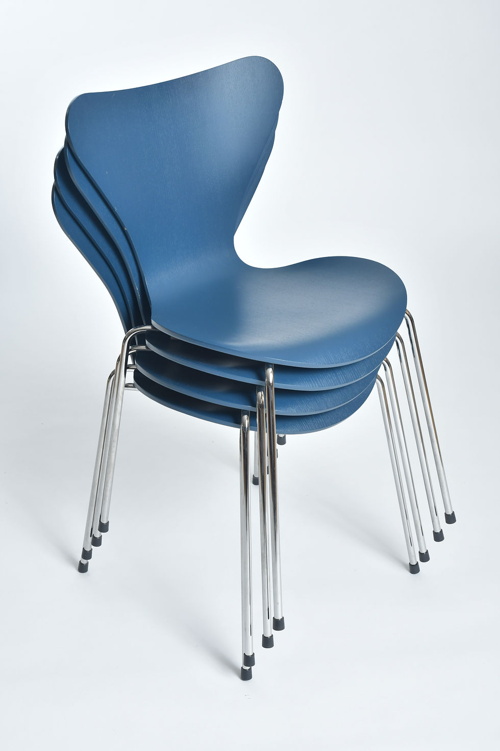 Miniaturbild: Arne Jacobsen Stuhl Set