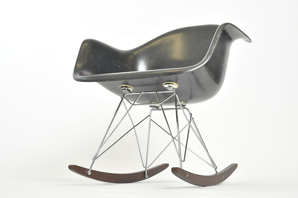 Miniaturbild: Charles & Ray Eames Rocking Chair black