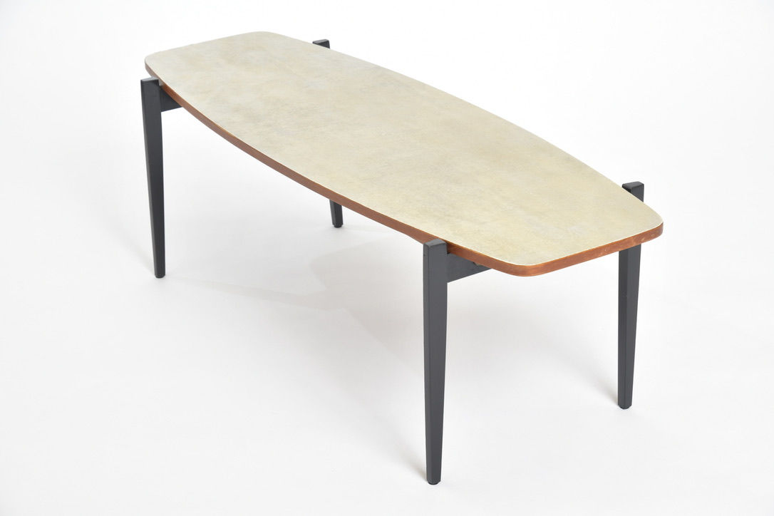 Midcentury Surfboard Couchtisch