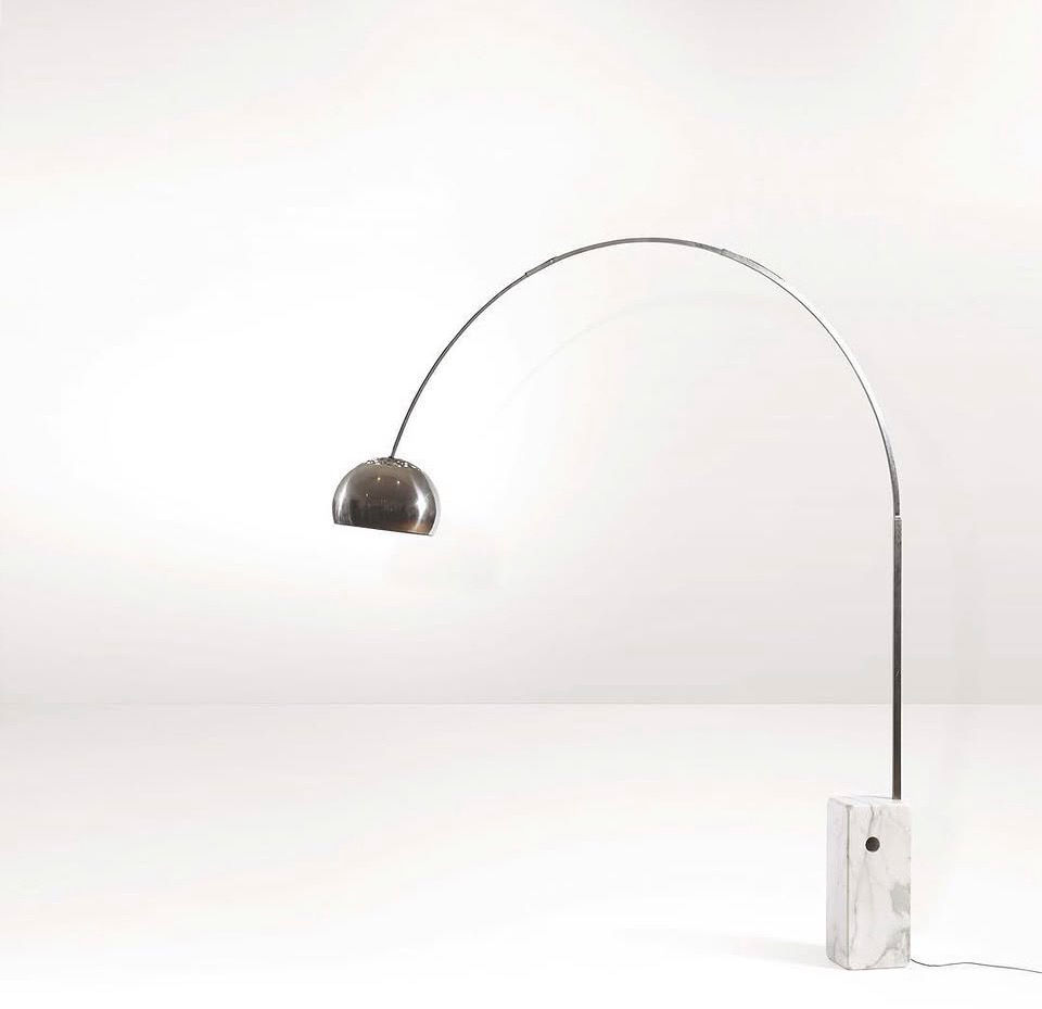 Miniaturbild: Castiglioni Bogenleuchte Arco