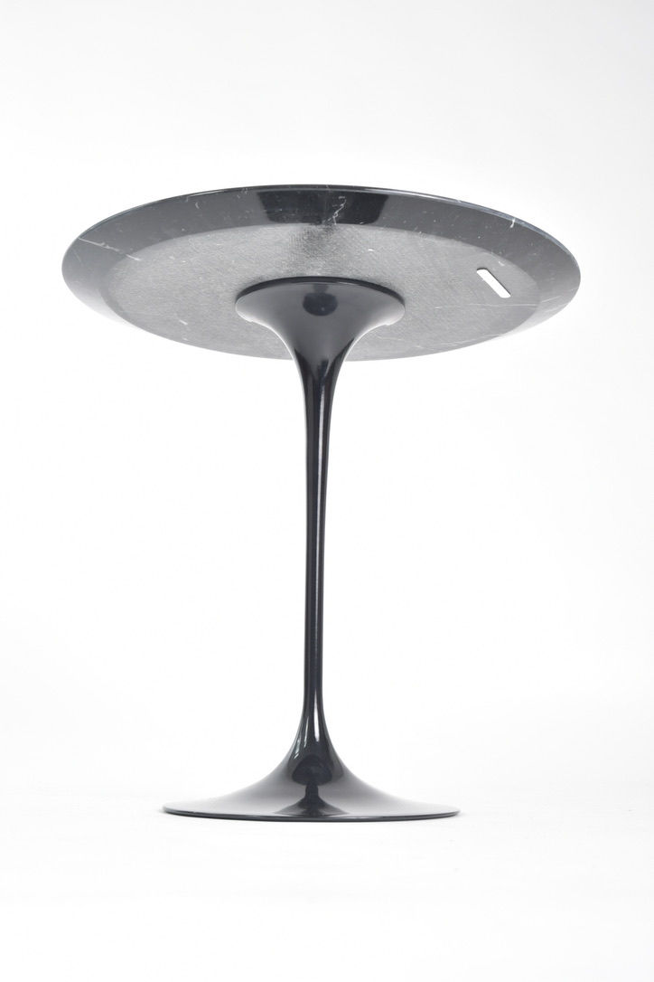 Miniaturbild: Eero Saarinen Sidetable 51cm
