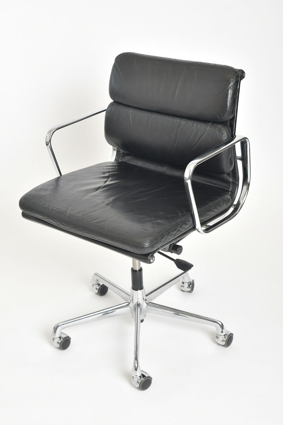 Miniaturbild: Charles & Ray Eames Office Chair EA217