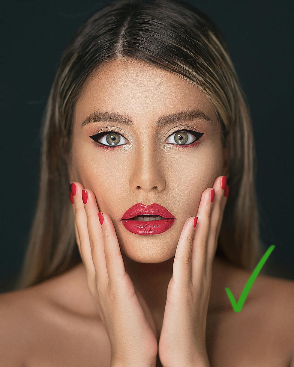 model with correctly positioned cat eyeliner to create lifted eyes
