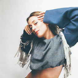 Luiza; Soleil Bleu; Festival de la Paille