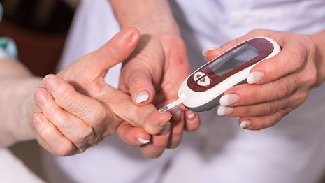 איזה מדד משקף נכון יותר את איזון הסוכרת - HBA1c או Time in Range?