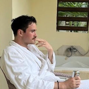 Author Interview: Jake Bienvenue