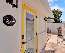 Stylish Casa Beach House Collection guest house in Delray Beach with luxury living spaces, modern décor, resort-atmosphere