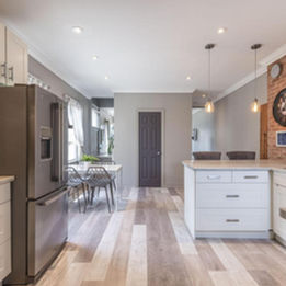 Updated 2-storey home with 3 beds, 2 baths, and a detached garage for sale in Thorold by The Kesh Group Niagara Real Estate Agent Natalie Keshavarznia.