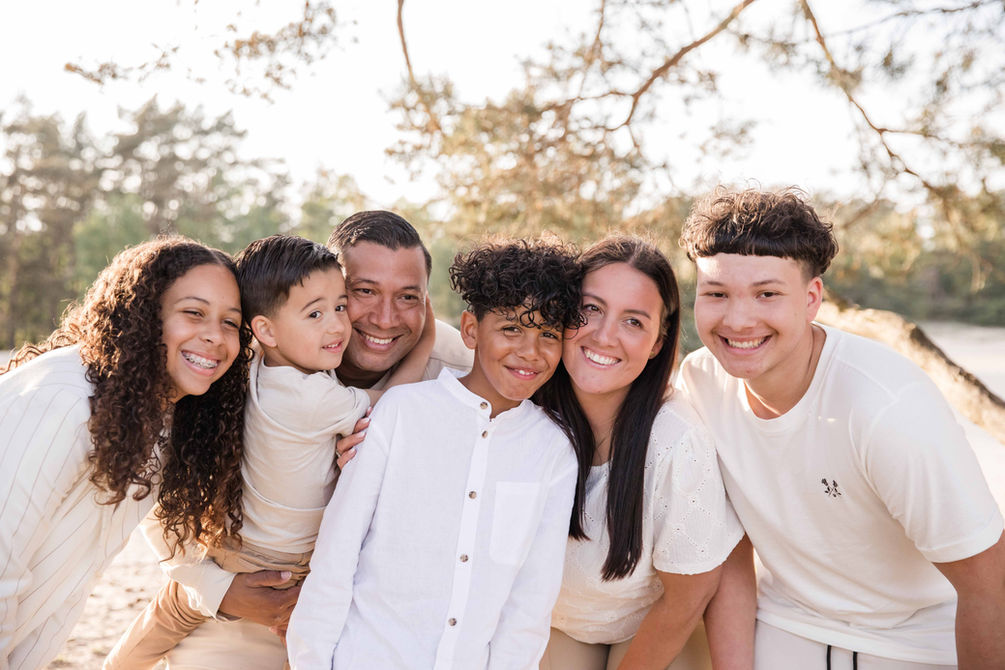 Familie fotograaf Winterswijk Lichtenvoorde Groenlo Aalten Doetinchem Achterhoek en Heel Nederland