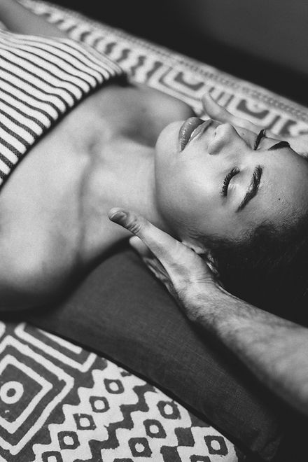 pexels-cottonbro-3997993_edited.jpg