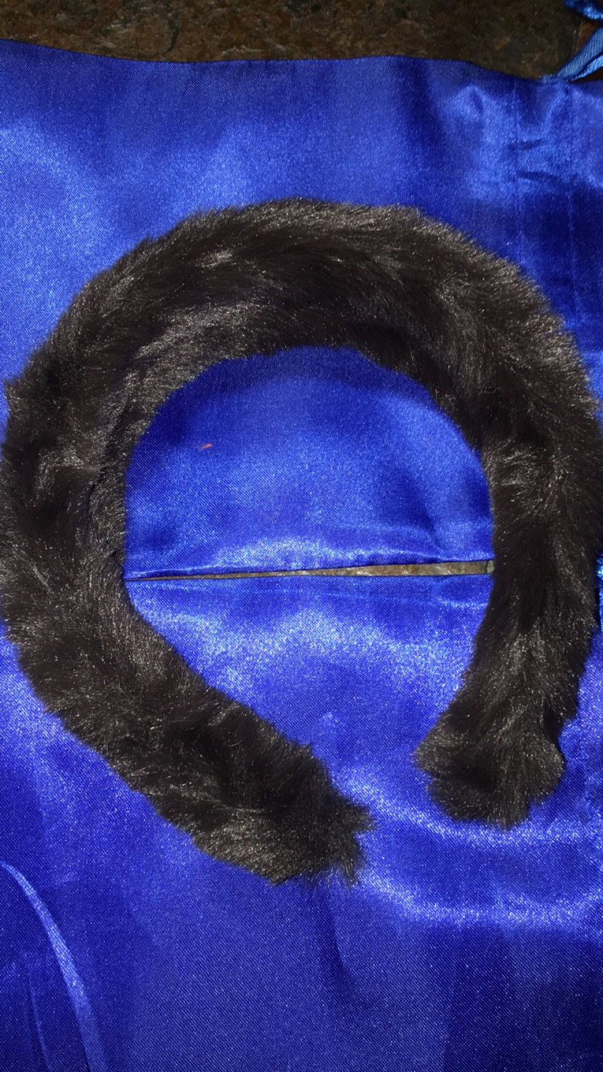 Thumbnail: Secured Fuzzy headbands 