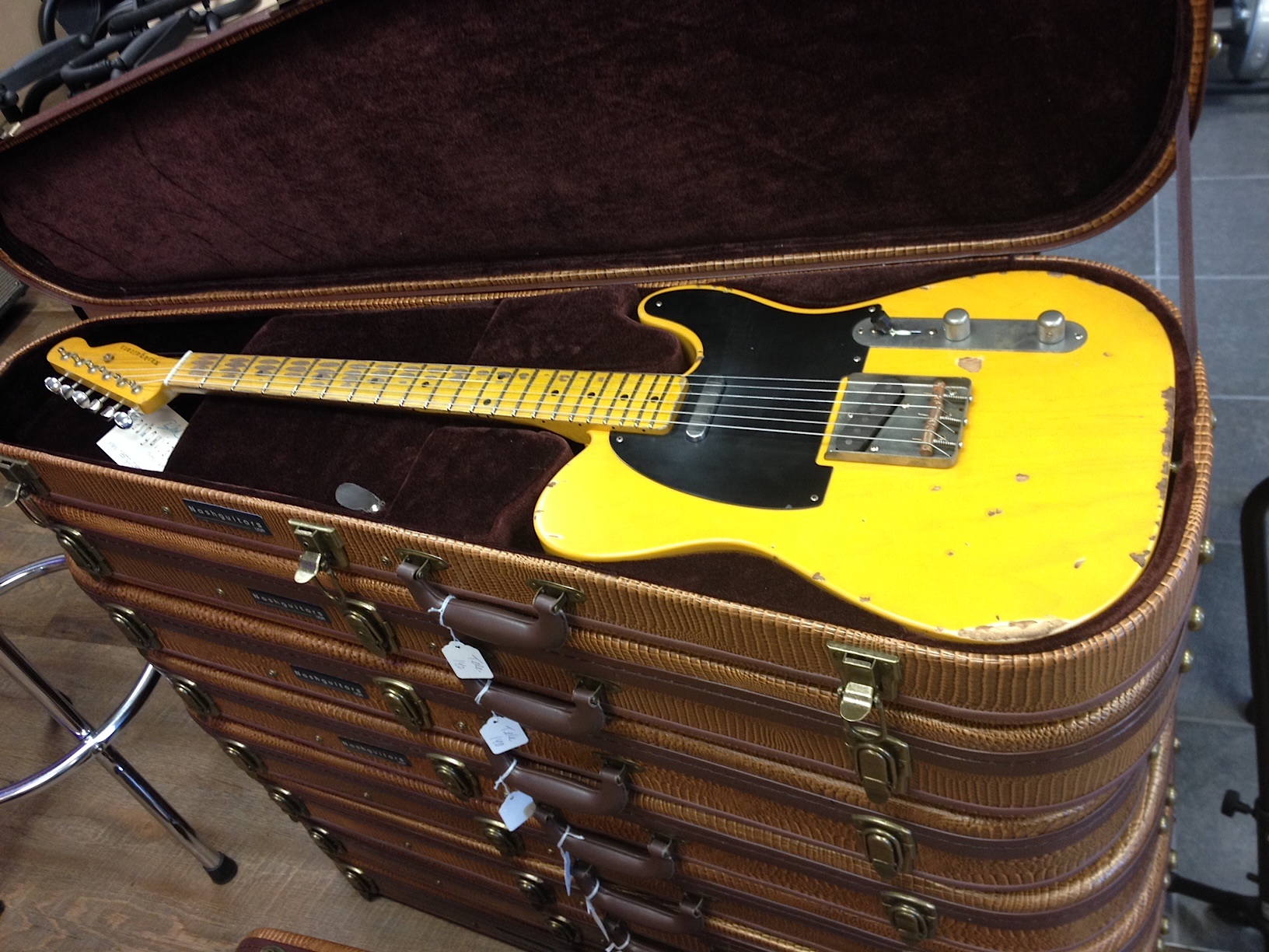 AVAILABLE Nashguitars T-52 Lollars