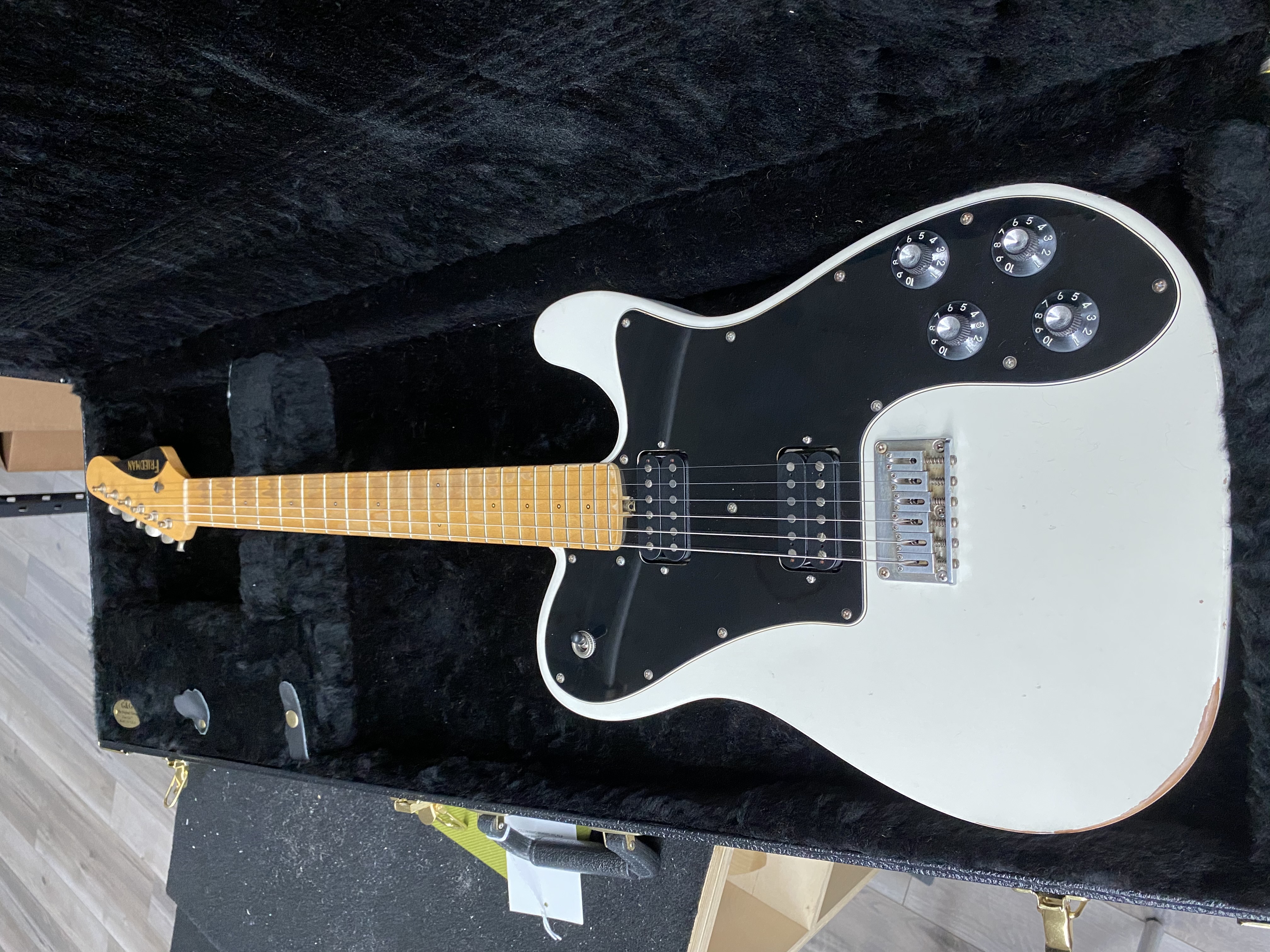 Friedman Vintage T on the way to Westcoast Guitars 604 6824422