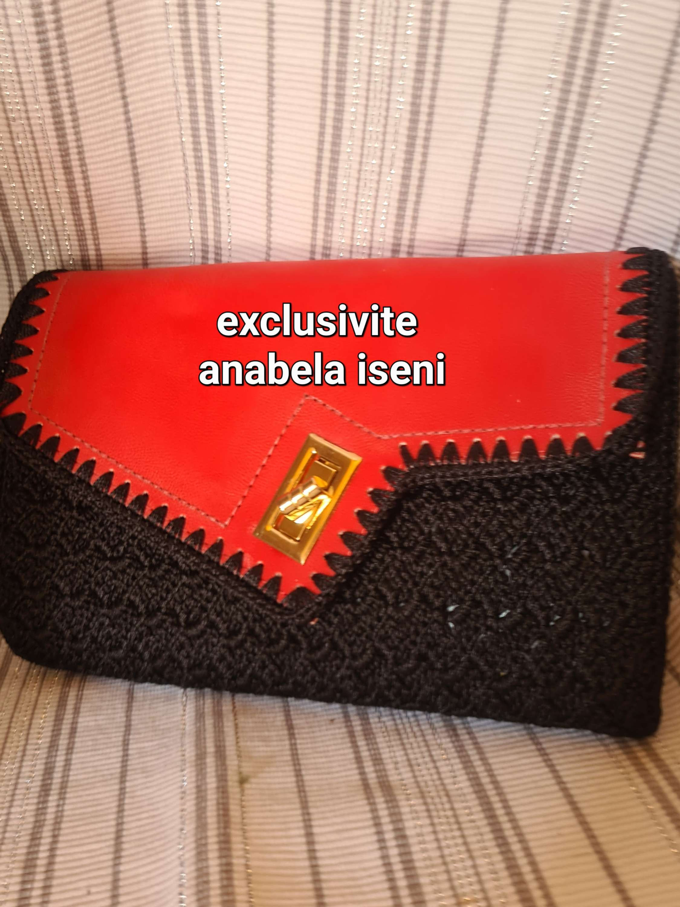 Pochette  au crochet