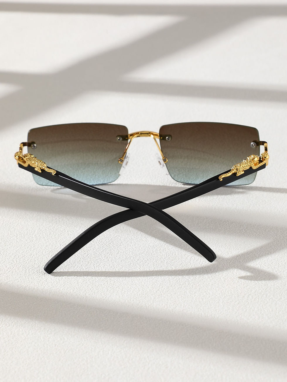 Thumbnail: 1/2 PCS Fashionable Trendy Frameless Rectangular Personalized Sunglasses For Dai