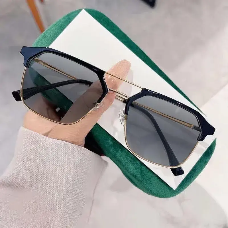 Thumbnail: Men Vintage Square Sunglasses Women Popular Anti-UV Finished Myopia Glasses Retr