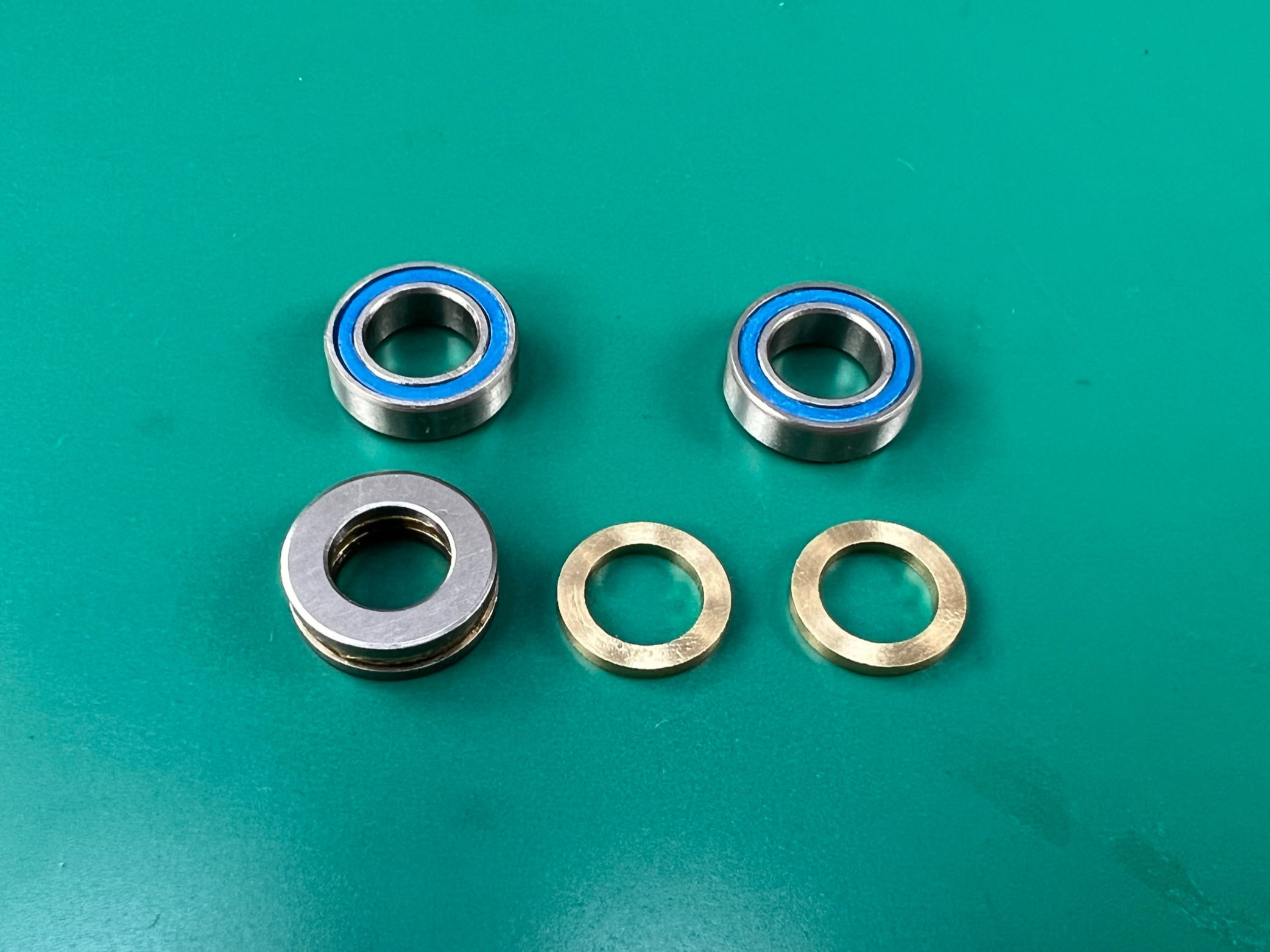 RCH-70-024 Bearing set 1