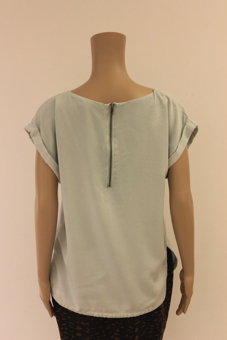 Thumbnail: Minimum lichtblauwe top maat 38