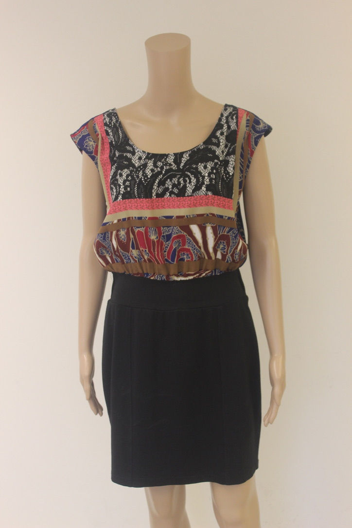 Dept bont/zwarte jurk maat M