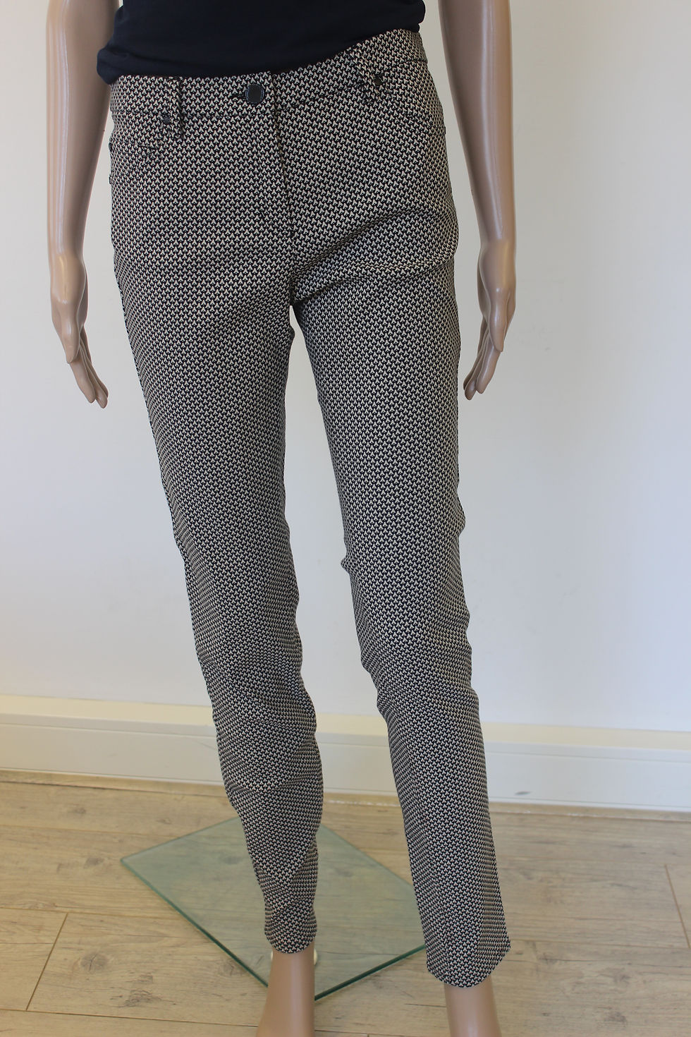 Rosner zwart/witte broek maat 38