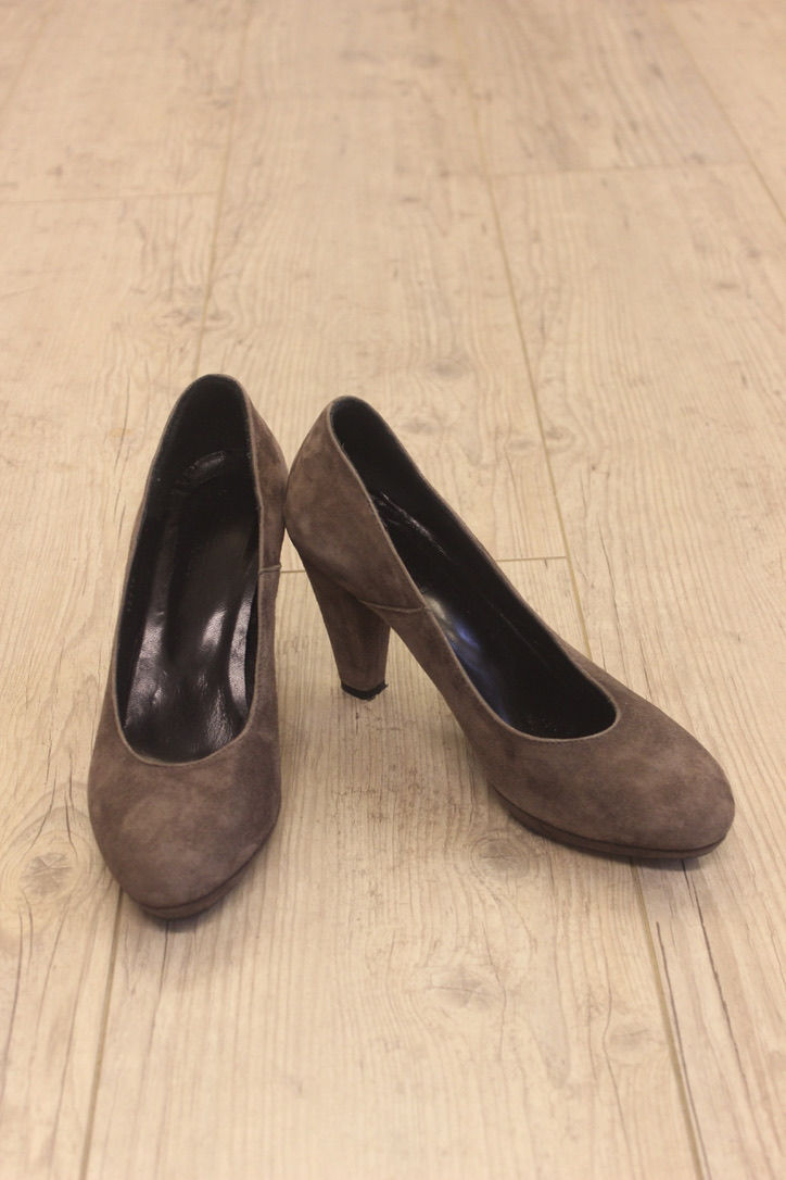 Via Vai grijze suede pumps maat 38
